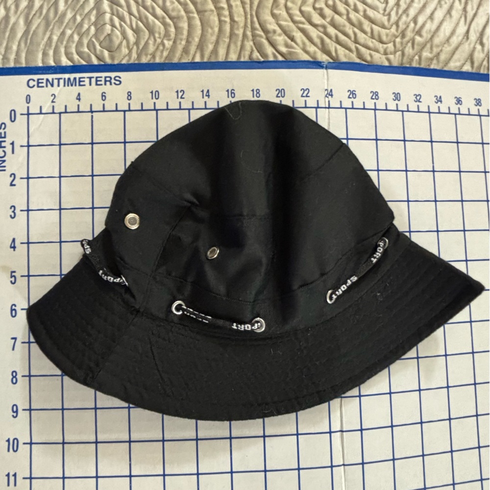The North Face Classic Bucket Hat - Picture 9 of 9